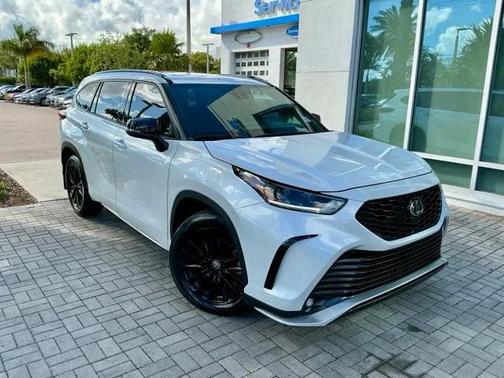 2024 Toyota Highlander XSE