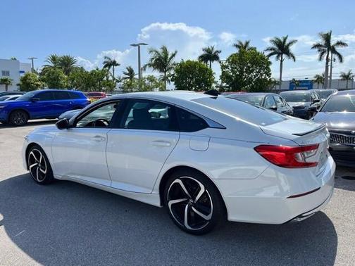 2022 Honda Accord Hybrid Base