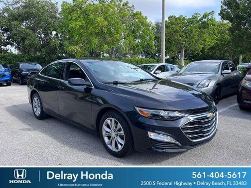 Dark Ash Metallic 2023 Chevrolet Malibu FWD 1LT