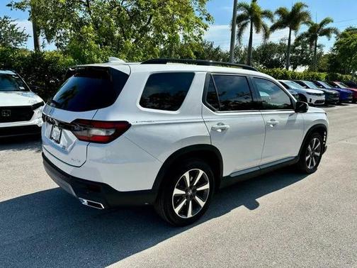 2025 Honda Pilot Elite