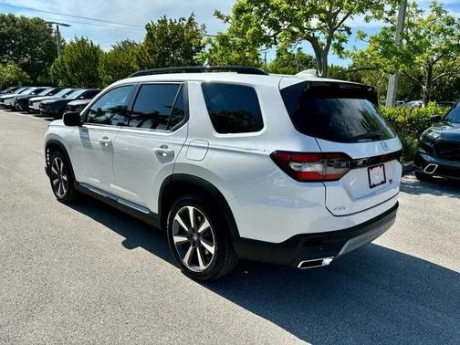 2025 Honda Pilot Elite