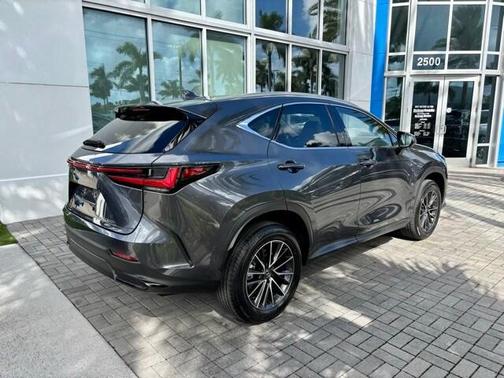 2025 Lexus NX 350h Luxury
