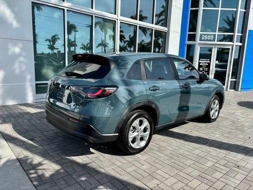 2023 Honda HR-V LX