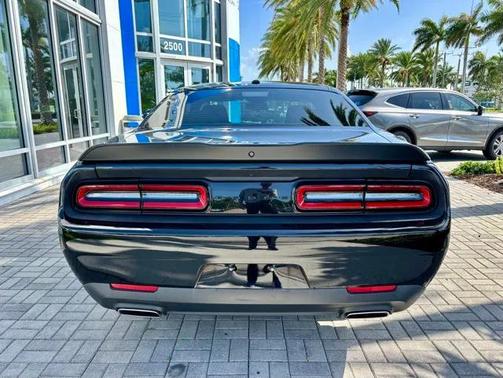 2021 Dodge Challenger SXT
