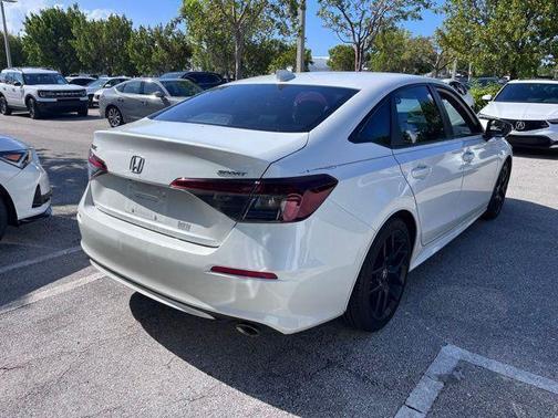 Platinum White Pearl 2025 Honda Civic Sport