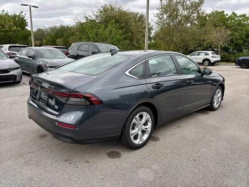2025 Honda Accord LX 1.5T