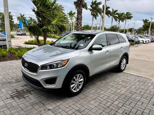 2018 Kia Sorento L