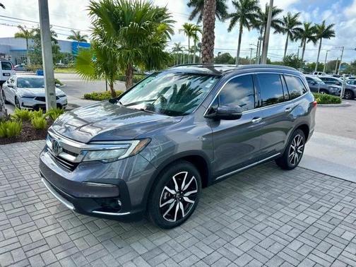2021 Honda Pilot Touring 8-Passenger
