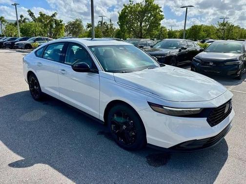 2025 Honda Accord Sport SE 1.5T
