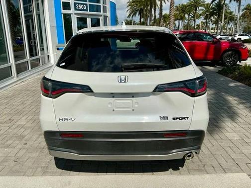 2023 Honda HR-V 2WD Sport