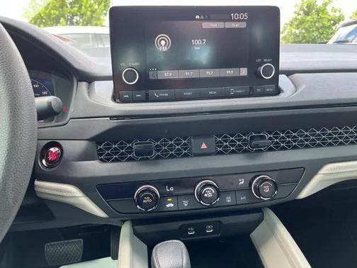 2023 Honda Accord LX 1.5T