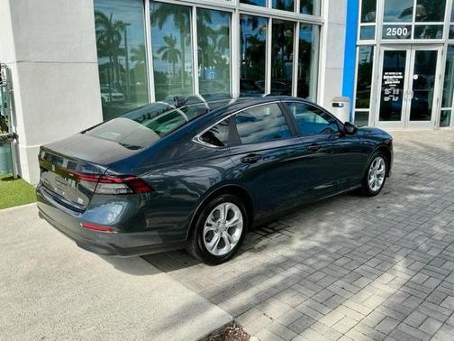 2023 Honda Accord LX 1.5T