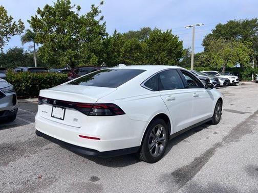 Platinum White Pearl 2024 Honda Accord EX