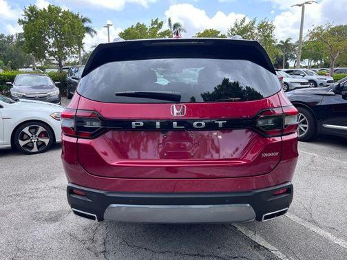 Radiant Red II 2026 Honda Pilot EX-L