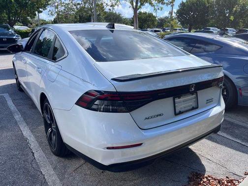Platinum White Pearl 2024 Honda Accord Hybrid Sport