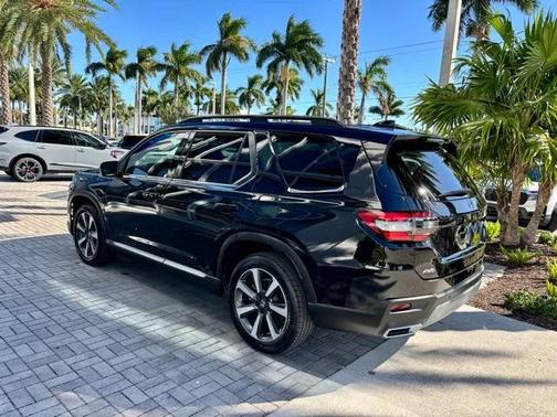 2023 Honda Pilot AWD Elite