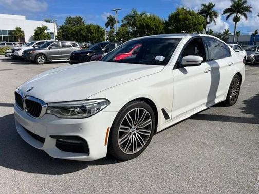 2017 BMW 540 540i
