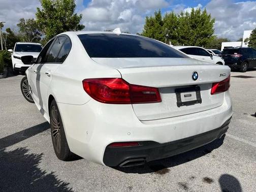 2017 BMW 540 540i
