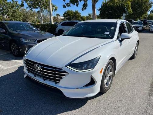 2023 Hyundai SONATA SE