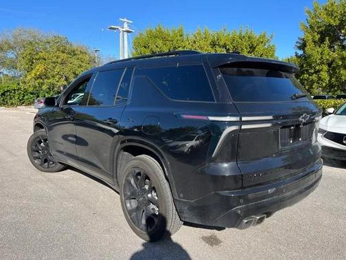 2025 Chevrolet Traverse RS