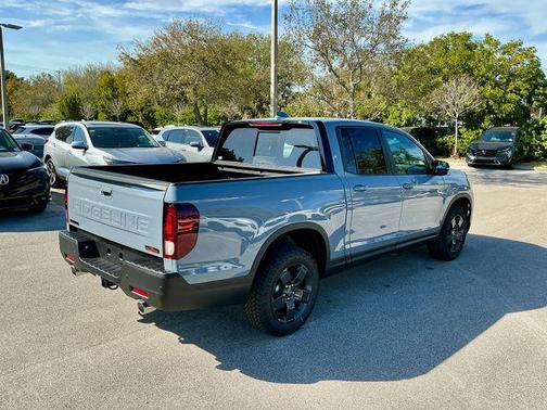 Sonic Gray Pearl 2026 Honda Ridgeline TrailSport