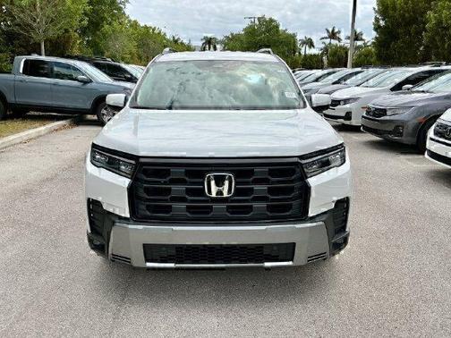 Platinum White Pearl 2026 Honda Pilot EX-L