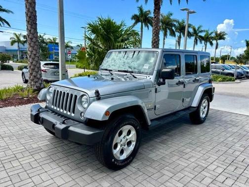 2015 Jeep Wrangler Unlimited Sahara