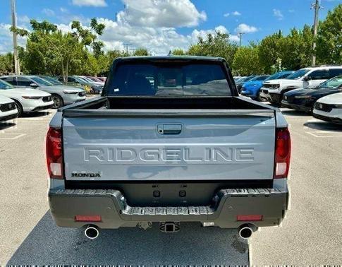Sonic Gray Pearl 2026 Honda Ridgeline Black