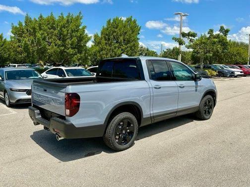 Sonic Gray Pearl 2026 Honda Ridgeline Black