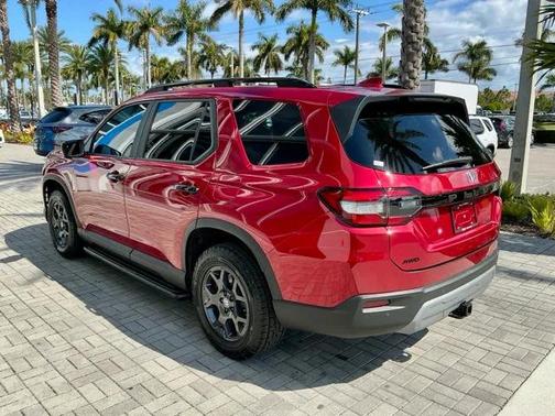 2025 Honda Pilot TrailSport