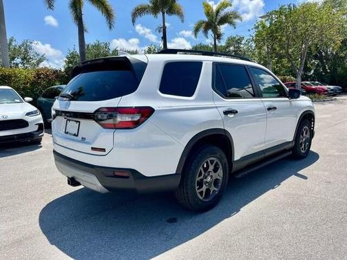 2025 Honda Pilot TrailSport