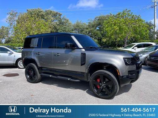 Eiger Grey Metallic 2024 Land Rover Defender 110 P400 X