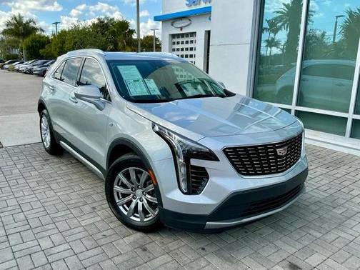 2020 Cadillac XT4 Premium Luxury