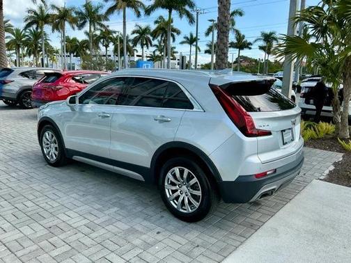 2020 Cadillac XT4 Premium Luxury