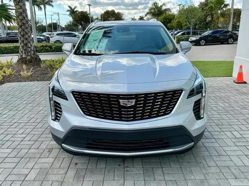 2020 Cadillac XT4 Premium Luxury