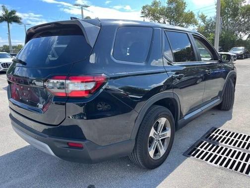 2023 Honda Pilot 2WD EX-L 8 Passenger