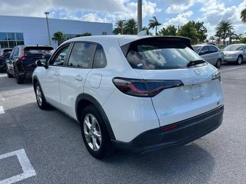 2023 Honda HR-V LX