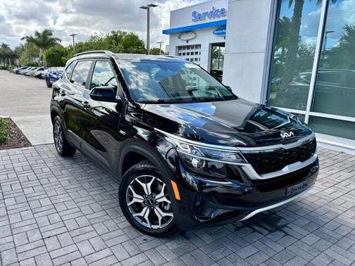 2022 Kia Seltos EX