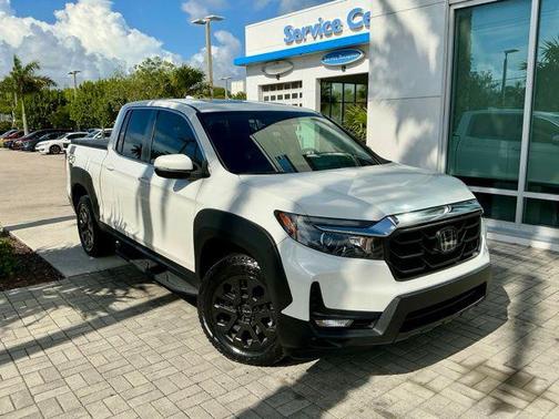 Platinum White Pearl 2023 Honda Ridgeline RTL