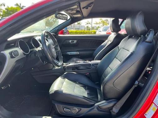 2017 Ford Mustang EcoBoost Premium