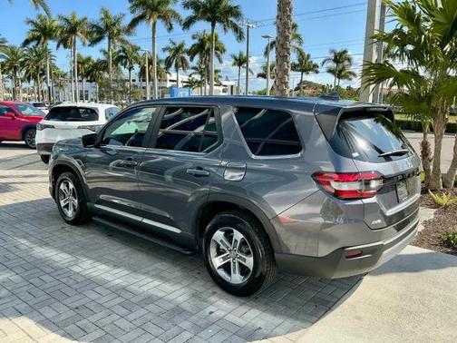 2023 Honda Pilot AWD EX-L 8 Passenger