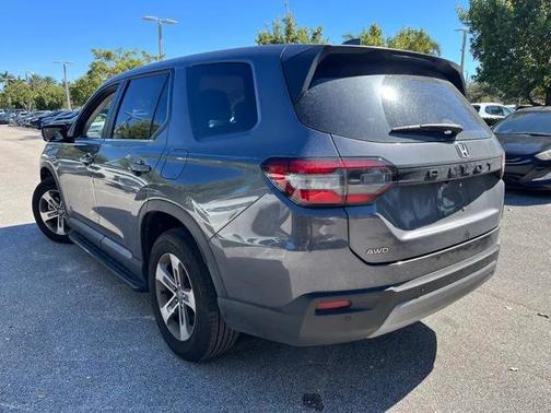 2023 Honda Pilot AWD EX-L 8 Passenger