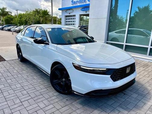 2025 Honda Accord Hybrid Base