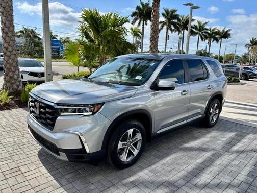 2023 Honda Pilot 2WD EX-L 8 Passenger