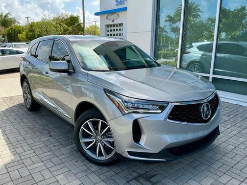 Lunar Silver Metallic 2024 Acura RDX Technology Package