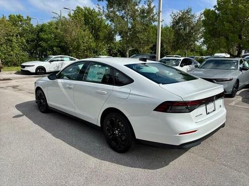 2025 Honda Accord Sport SE 1.5T