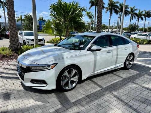 2020 Honda Accord Touring 2.0T