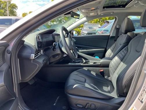 2023 Hyundai ELANTRA HEV Limited