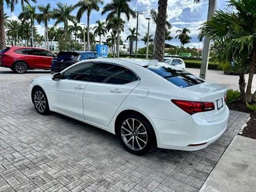 2017 Acura TLX w/Technology Package