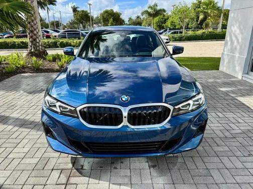 2024 BMW 330 i